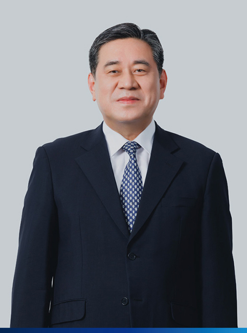 Dong-Hwan Kim